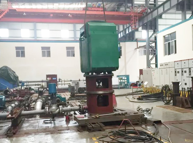 测试站检测长轴泵